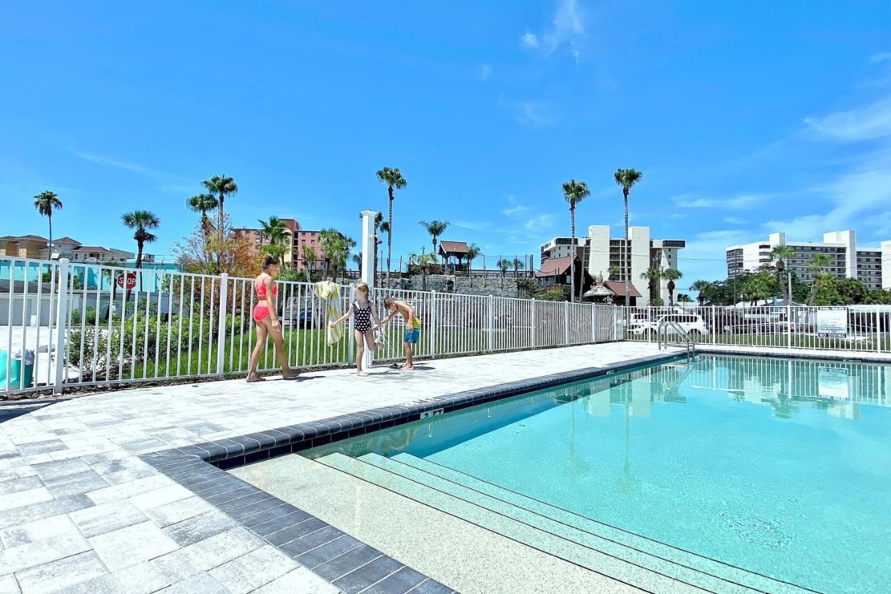 Ferienwohnung Madeira Del Mar 303 St. Pete Beach Exterior foto