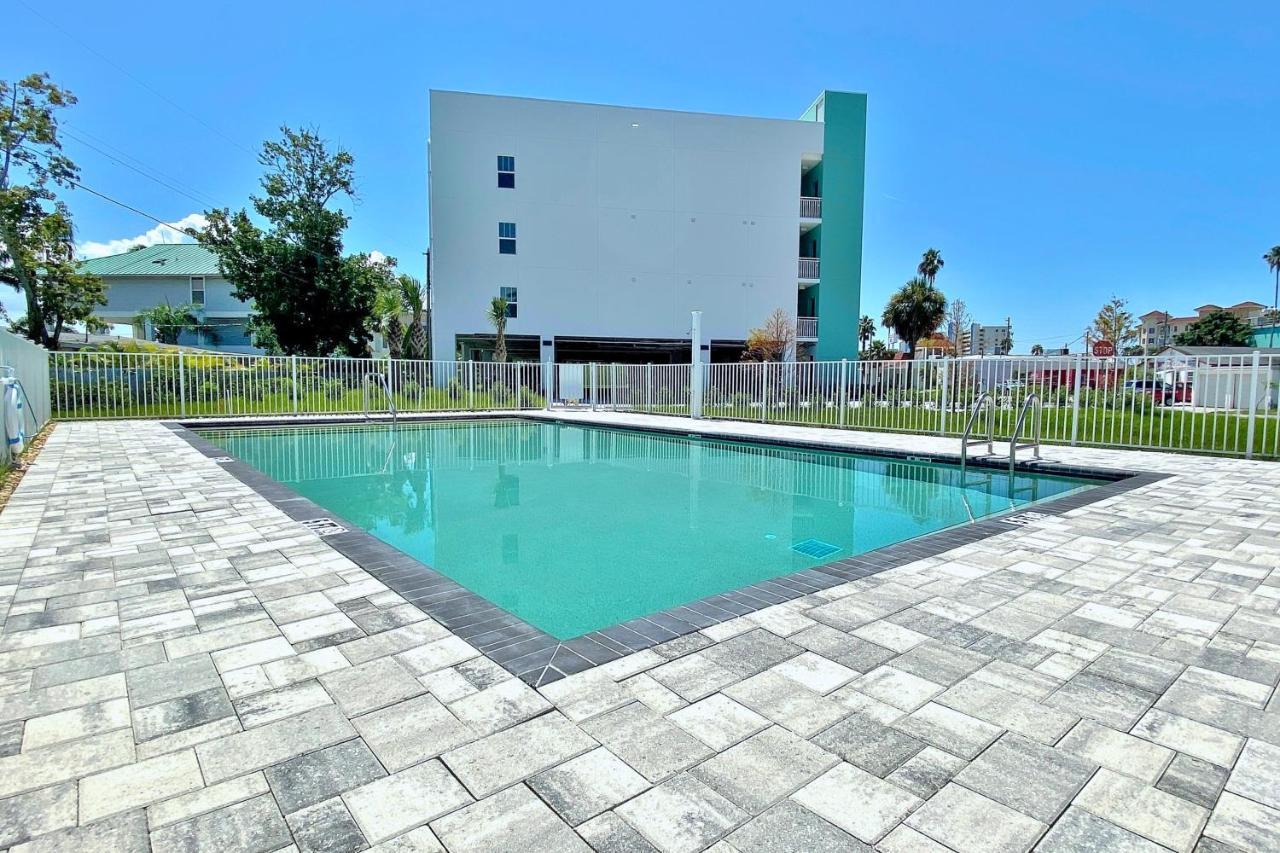 Ferienwohnung Madeira Del Mar 303 St. Pete Beach Exterior foto
